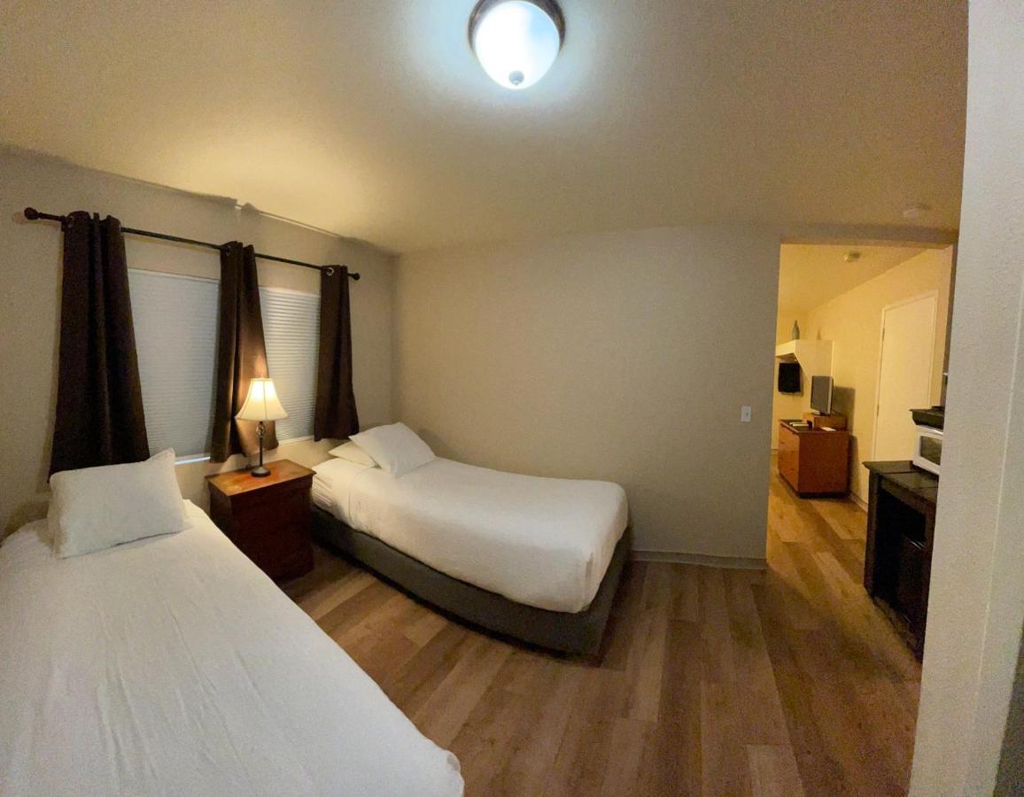 Indian Creek Lodge Douglas City 外观 照片