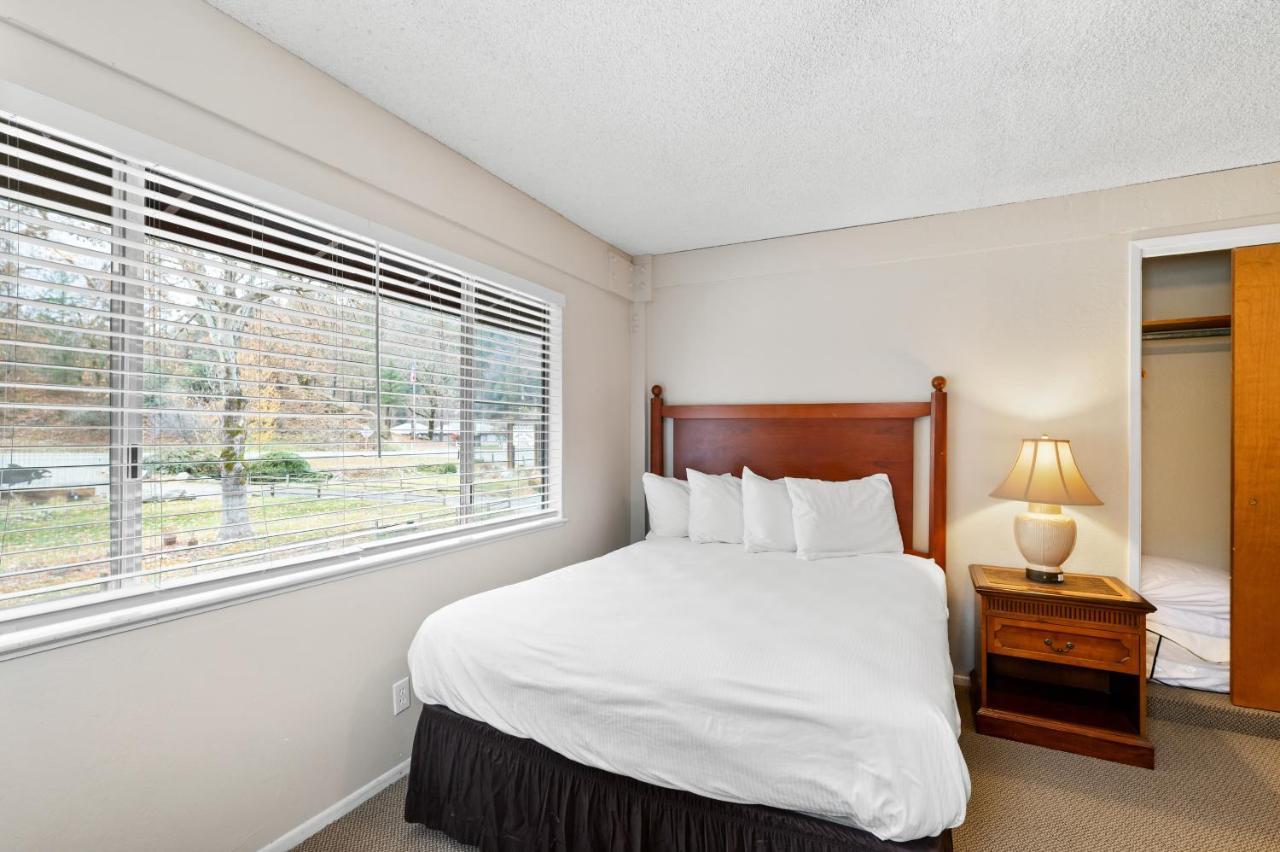 Indian Creek Lodge Douglas City 外观 照片